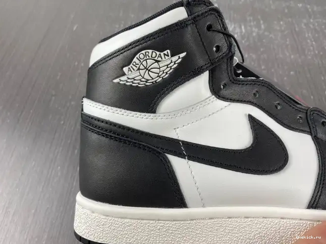 One Kick White High Black 85 (2023) Retro Jordan BQ4422-001 1 0613